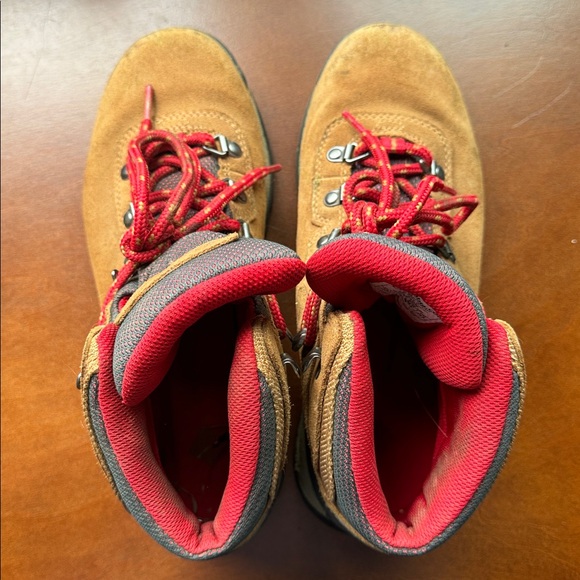 Columbia Hiking Boots (Waterproof) - Picture 8 of 8